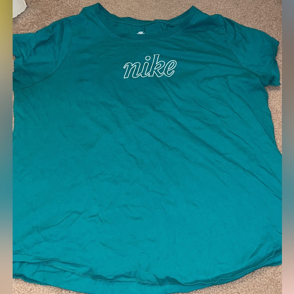 Nike dri fit top